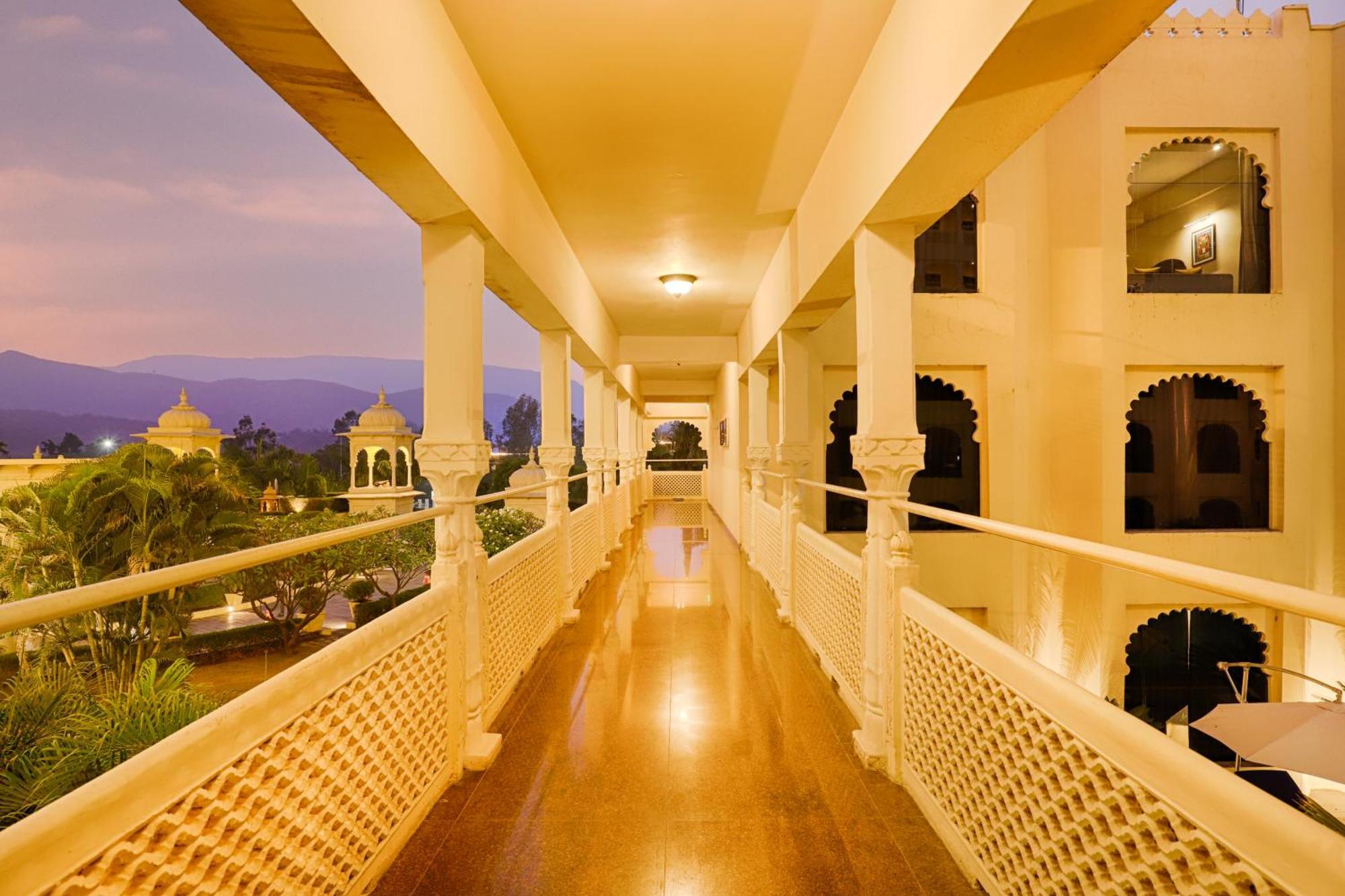 Hotel Club Mahindra Udaipur Exterior foto